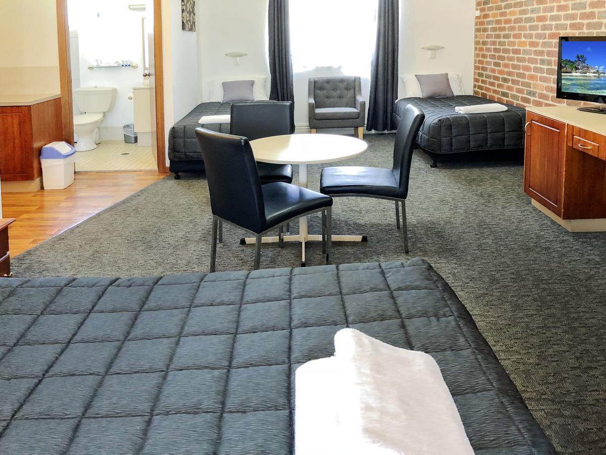 Leeton Heritage Motor Inn ภายนอก รูปภาพ
