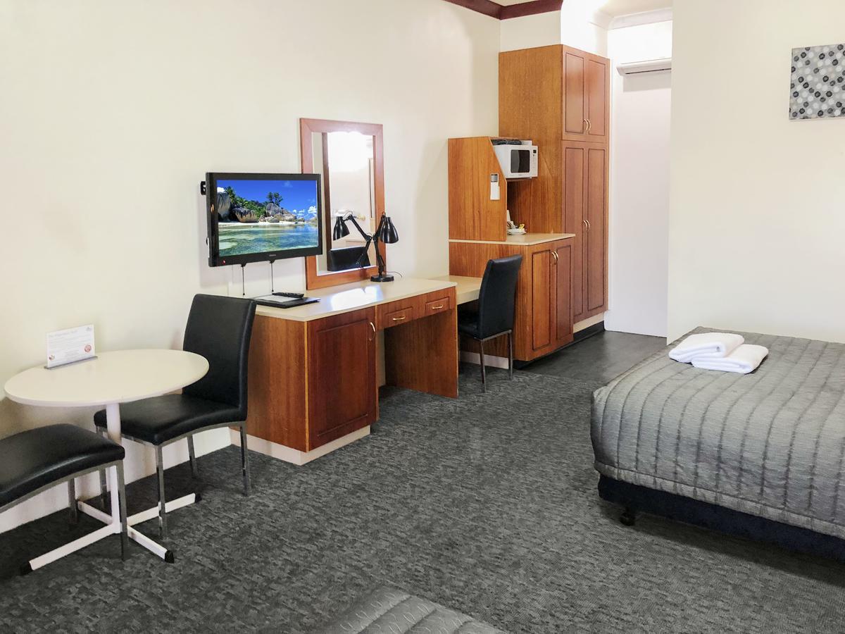 Leeton Heritage Motor Inn ภายนอก รูปภาพ