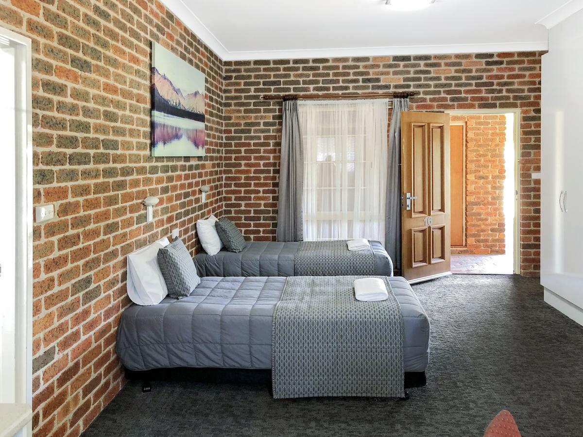 Leeton Heritage Motor Inn ภายนอก รูปภาพ