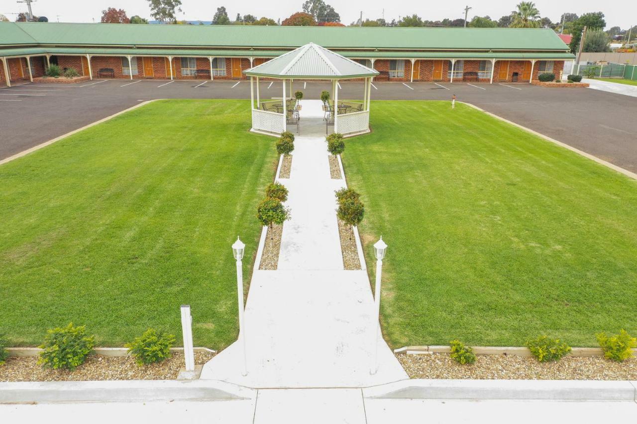 Leeton Heritage Motor Inn ภายนอก รูปภาพ