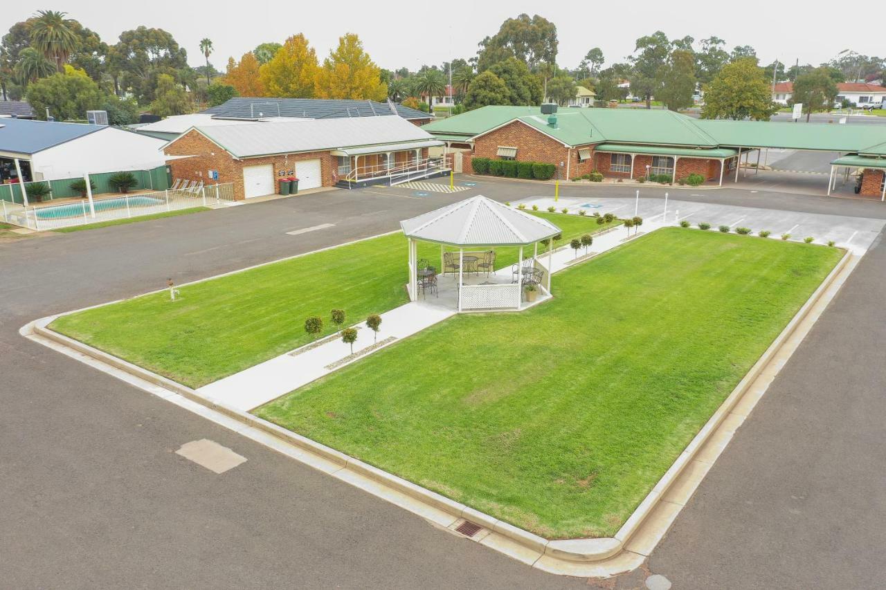 Leeton Heritage Motor Inn ภายนอก รูปภาพ