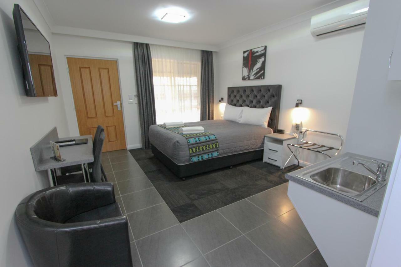 Leeton Heritage Motor Inn ภายนอก รูปภาพ